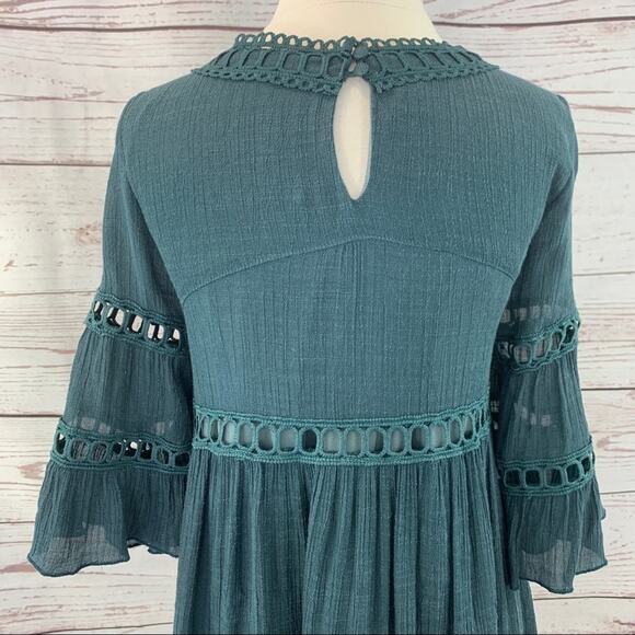 Listicle steel blue boho bell sleeve open lace - Picture 9 of 15